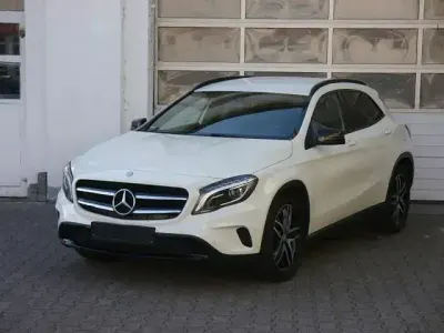 Gebraucht Mercedes GLA220 AMG line 170 PS (125 kW) 2014 Weiß SUV