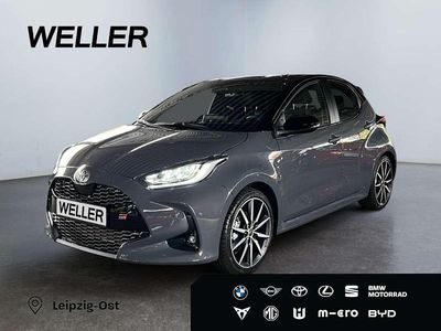 Neu Toyota Yaris Hybrid Sport 131 PS (96 kW) 2025 Storm grey/dach mysticschwarz Kleinwagen