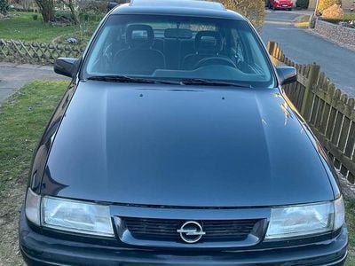 Gebraucht Opel Vectra 71 PS (52 kW) 1995 Schwarz Limousine