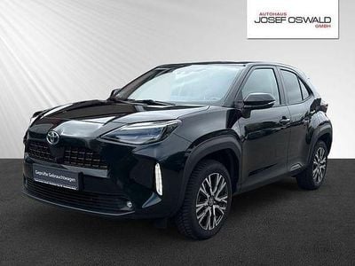 Usata Toyota Yaris Hybrid Elegant 116 CV (85 kW) 2022 Nero