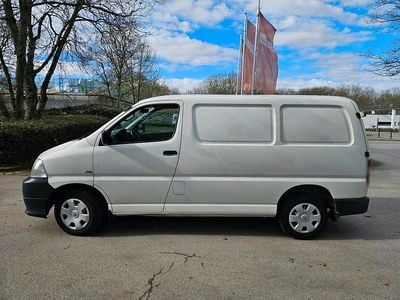 Gebraucht Toyota HiAce 95 PS (69 kW) 2010 Weiß Pickup