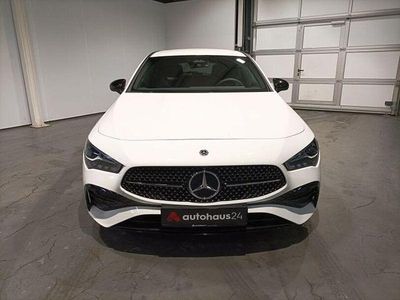 Gebraucht Mercedes CLA200 Shooting Brake AMG line 177 PS (130 kW) 2025 Weiß Kombi