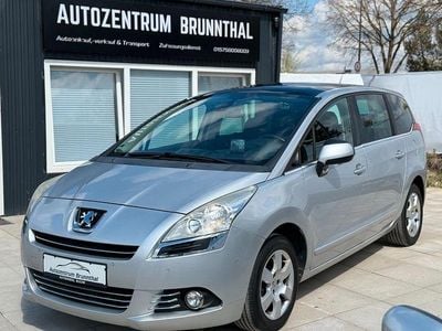 Usata Peugeot 5008 Business-Line 114 CV (83 kW) 2013 Argento Monovolume
