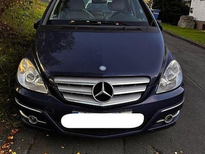 Mercedes B180
