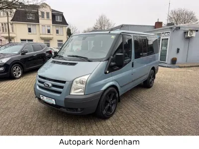 Gebraucht Ford Transit 140 PS (102 kW) 2010 Silber Van / Kleinbus