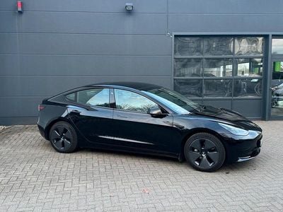 Gebraucht Tesla Model 3 Standard Range 239 kW (325 PS) 2022 Schwarz Limousine