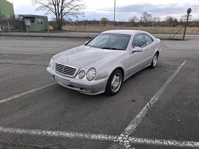 Gebraucht Mercedes CLK200 136 PS (100 kW) 2000 Grau Coupé