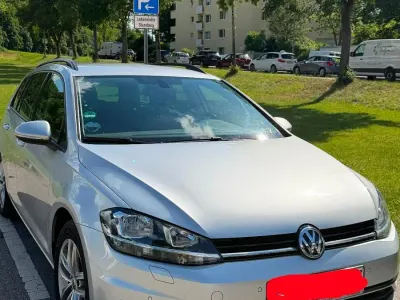 Gebraucht VW Golf VII Comfortline 150 PS (110 kW) 2019 Silber Kombi
