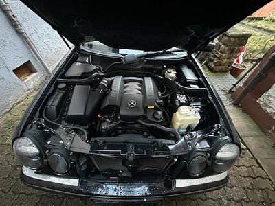 Schwarz Gebraucht 1999 Mercedes E240 Limousine | 3.400 €