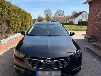 Gebraucht Opel Insignia 165 PS (121 kW) 2017 Schwarz Kombi