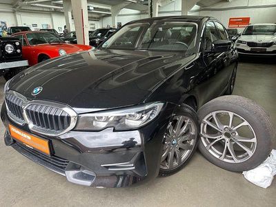 Gebraucht BMW 320 Sport Line 190 PS (139 kW) 2019 Schwarz Limousine