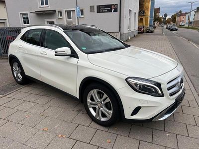 Mercedes GLA200