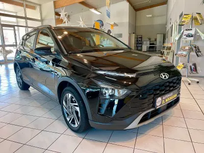 Gebraucht Hyundai Bayon 101 PS (74 kW) 2023 Schwarz SUV