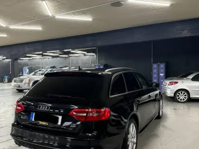Gebraucht Audi A4 177 PS (130 kW) 2013 Schwarz Kombi