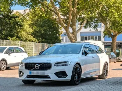 Gebraucht Volvo V90 R-Design 240 PS (176 kW) 2019 Weiß Kombi