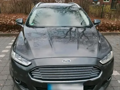 Gebraucht Ford Mondeo 150 PS (110 kW) 2015 Grau Kombi