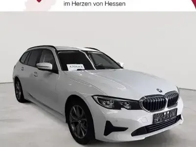 Gebraucht BMW 316 Sport Line 122 PS (89 kW) 2022 Weiß Kombi
