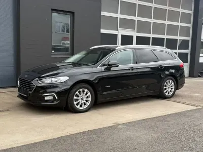 Gebraucht Ford Mondeo 140 PS (102 kW) 2019 Schwarz Limousine