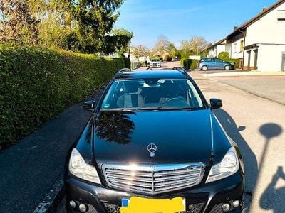 Usata Mercedes C200 136 CV (100 kW) 2011 Nero Station wagon