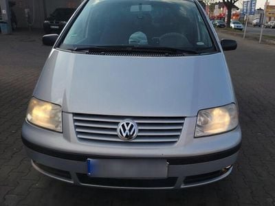VW Sharan