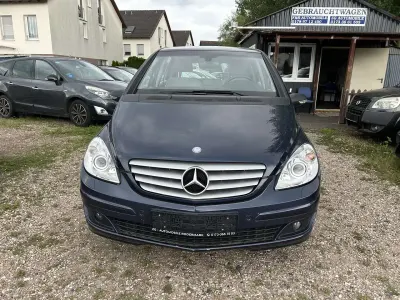 Gebraucht Mercedes B200 136 PS (100 kW) 2005 Blau Van / Kleinbus