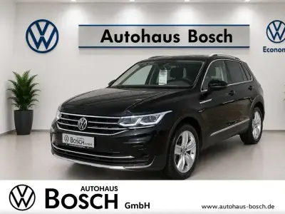 Gebraucht VW Tiguan Elegance 150 PS (110 kW) 2021 Deep black perleffekt SUV