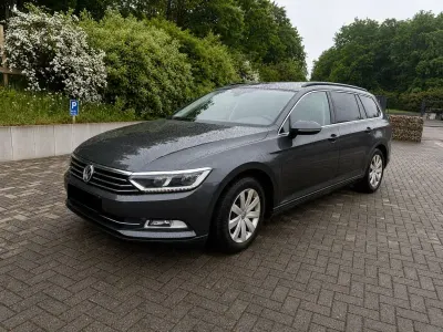 Gebraucht VW Passat Comfortline 150 PS (110 kW) 2018 Grau Kombi