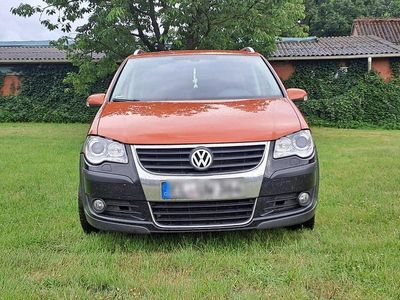 VW Touran Cross