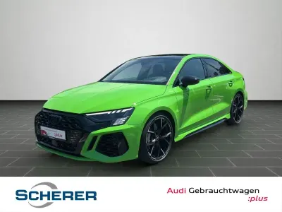 Gebraucht Audi RS3 Premium 400 PS (294 kW) 2022 Kyalamigrün Limousine