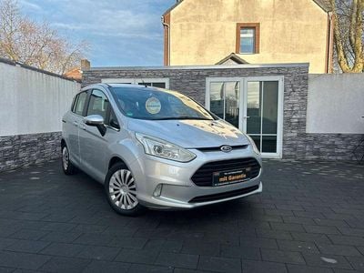 Grau Gebraucht 2013 Ford B-MAX Titanium Van / Kleinbus | 4.690 € (Guter Preis)