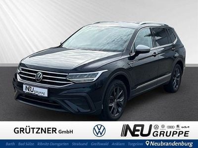 Gebraucht VW Tiguan Allspace Life 150 PS (110 kW) 2023 Schwarz SUV