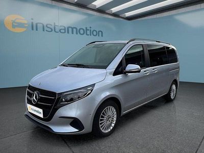 Gebraucht Mercedes V220 163 PS (119 kW) 2025 Silber Van / Kleinbus