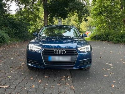 Gebraucht Audi A4 150 PS (110 kW) 2017 Blau Limousine