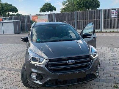 Gebraucht Ford Kuga ST-Line 230 PS (169 kW) 2019 Grau SUV