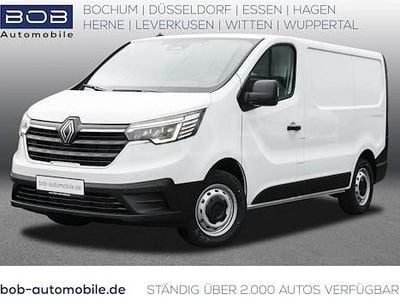 Weiß Gebraucht 2025 Renault Trafic Komfort Van / Kleinbus | 29.617 € (Superpreis)