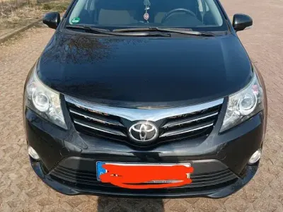 Gebraucht Toyota Avensis Edition 150 PS (110 kW) 2014 Schwarz Kombi