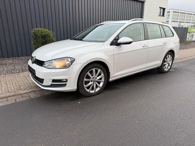 Gebraucht VW Golf VII Comfortline 85 PS (62 kW) 2017 Weiß Kombi