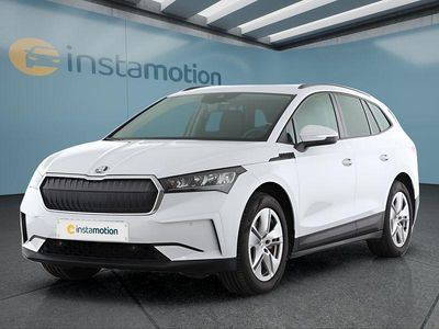Weiß Gebraucht 2023 Skoda Enyaq iV Loft SUV | 31.399 € (Fairer Preis)