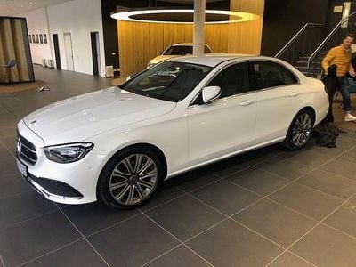 Mercedes E200