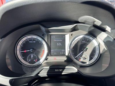 Grau Gebraucht 2017 Skoda Octavia Drive Kombi | 17.000 € (Etwas zu teuer)