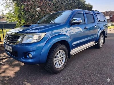 Usata Toyota HiLux Executive 171 CV (125 kW) 2015 Blu Pick-up
