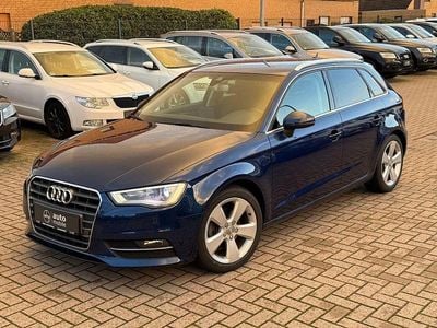Gebraucht Audi A3 Sport 125 PS (91 kW) 2016 Blau Limousine