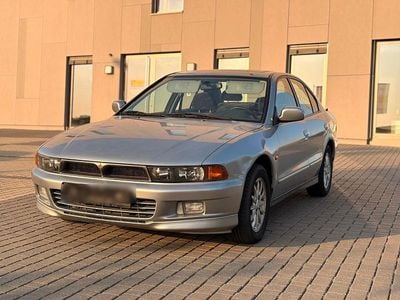 Mitsubishi Galant