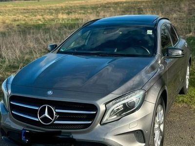 gebraucht Mercedes GLA220 CDI 4MATIC DCT Urban Urban