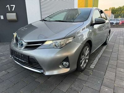 Toyota Auris Hybrid