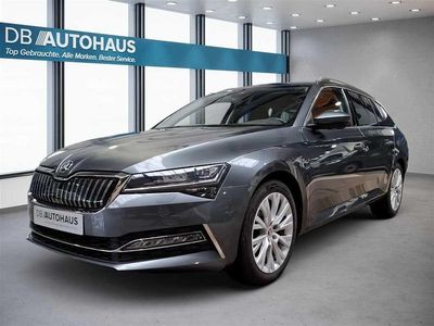 Gebraucht Skoda Superb Style 218 PS (160 kW) 2021 Grau Kombi