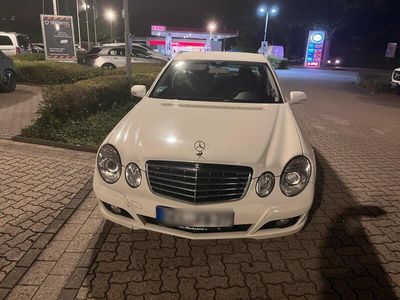 Mercedes E220