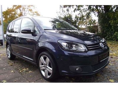 Gebraucht VW Touran Cup 140 PS (102 kW) 2015 Blau Van / Kleinbus