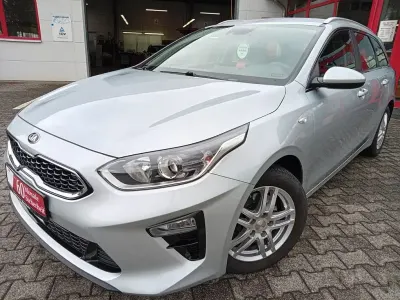 Gebraucht Kia Ceed 136 PS (100 kW) 2021 Silber Kleinwagen