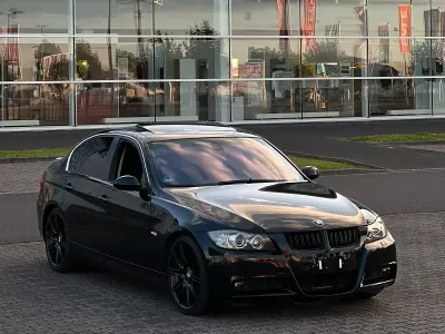 Gebraucht BMW 325 M Sport 218 PS (160 kW) 2005 Schwarz Limousine